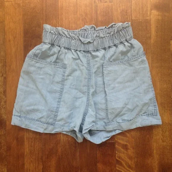 Community - Chambray Doddridge High Waisted Shorts - Picture 6 of 9